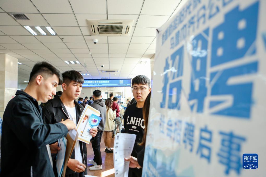 万能游戏破解充值